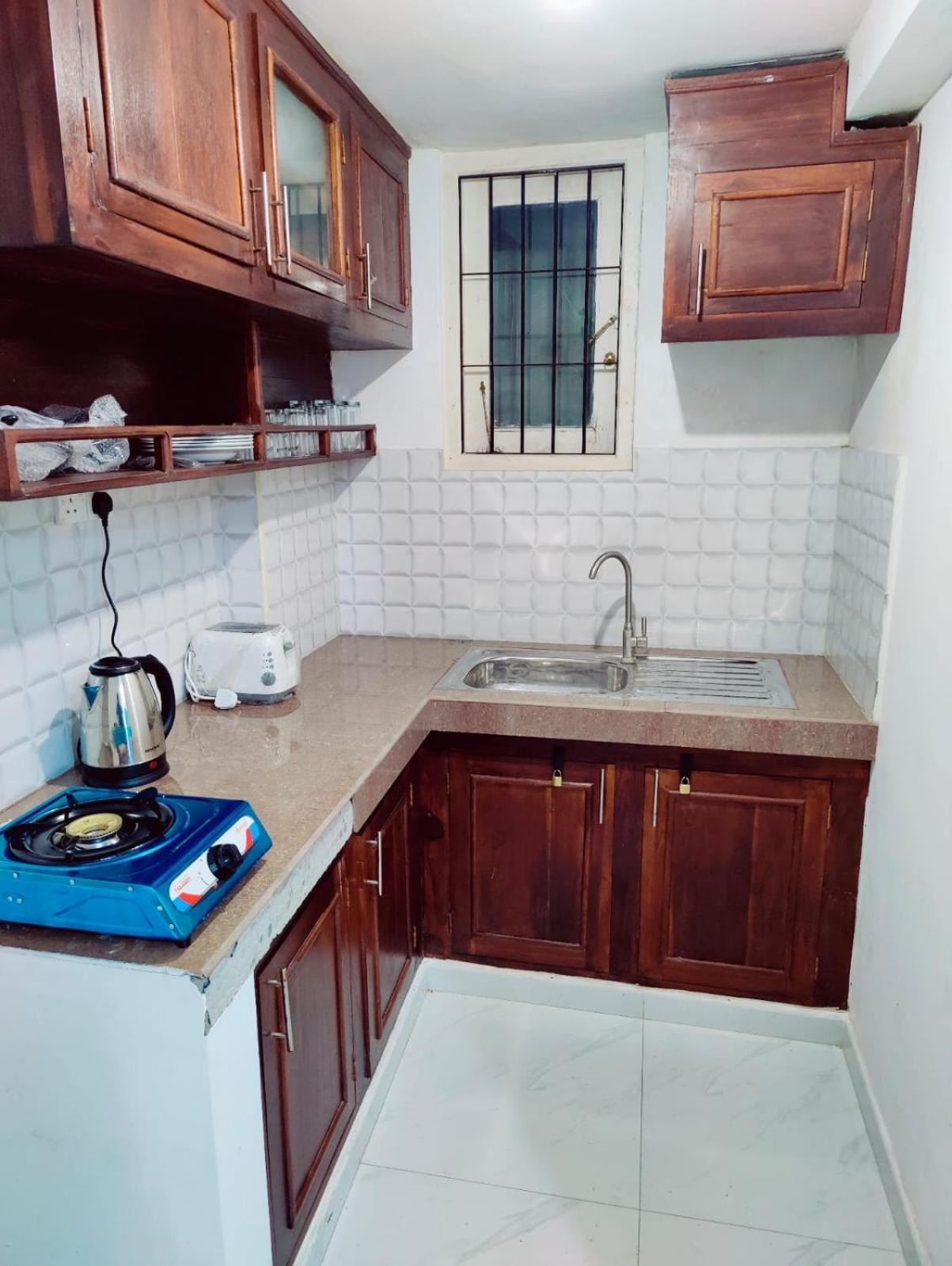 Araliya Uyana Residencies - Entire House With Two Bedrooms * Colombo